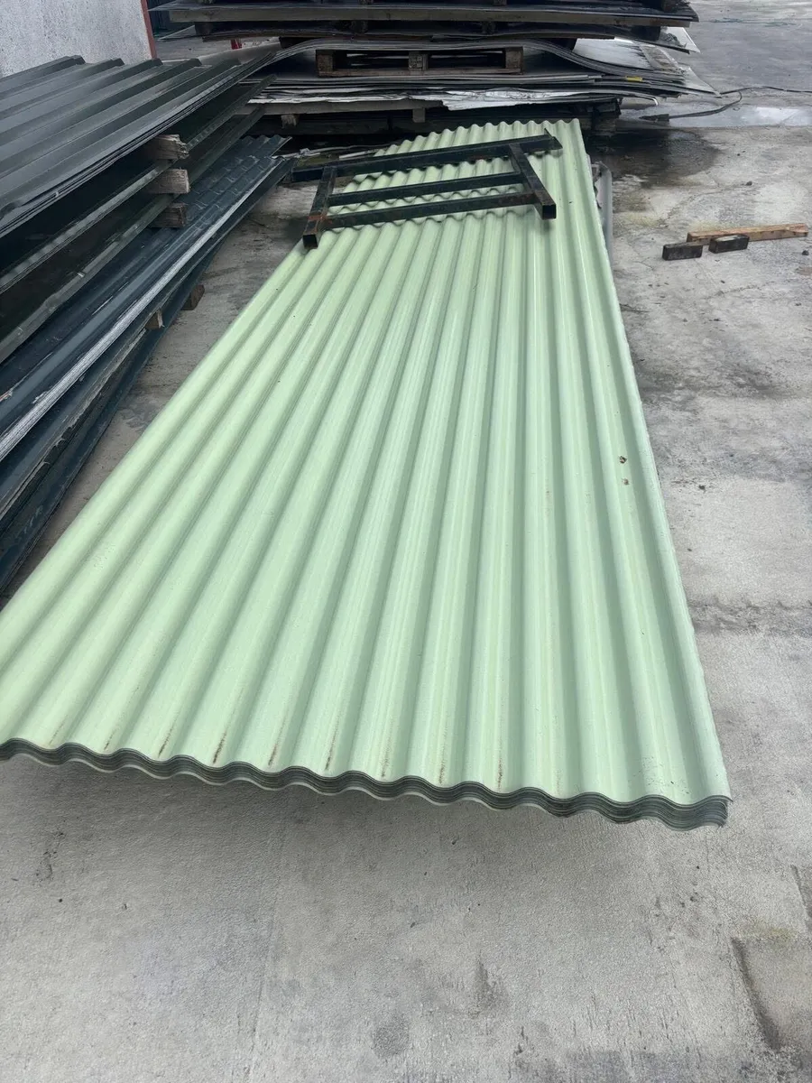 cladding bundle 30 sheets 14 ft 1 MTR wide €1600