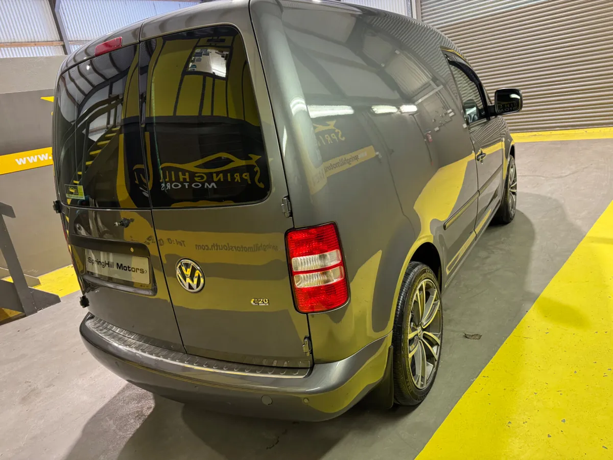 2014 Volkswagen Caddy  Highline 1.6 TDI 102 BHP - Image 4