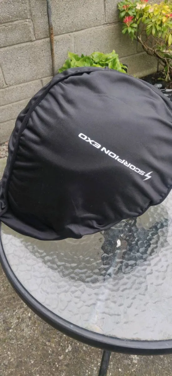 Scorpion Evo R1 carbon - Image 2