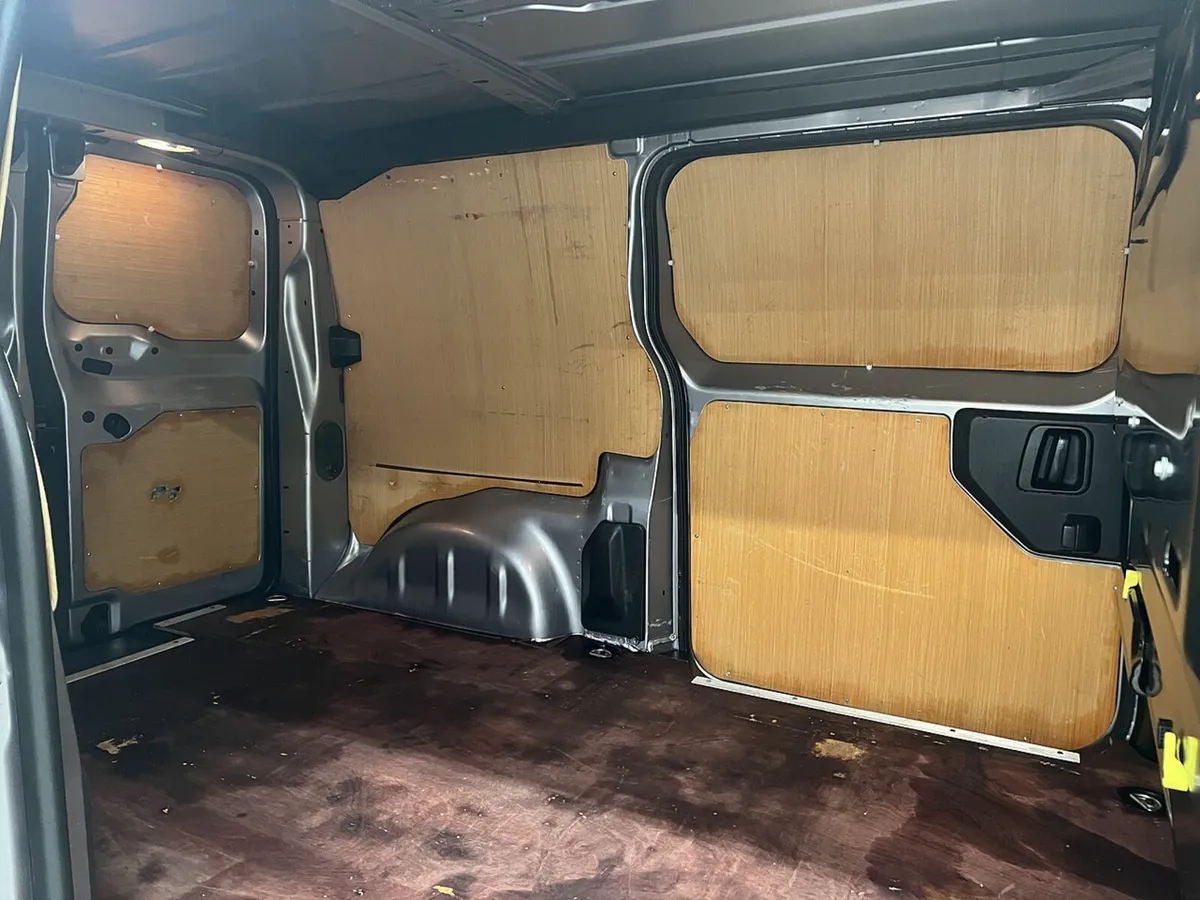 2022 Toyota ProAce Panel Van - Image 4