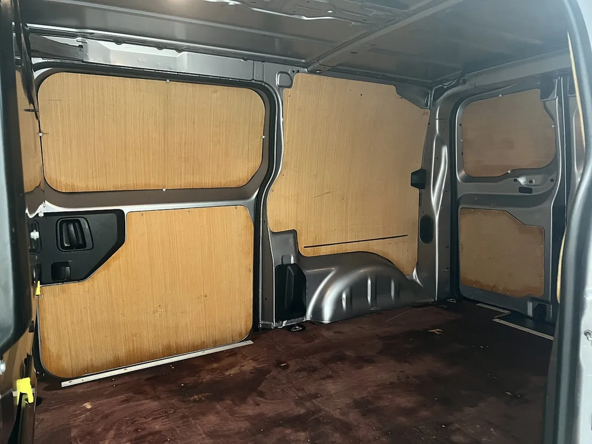 2022 Toyota ProAce Panel Van - Image 3