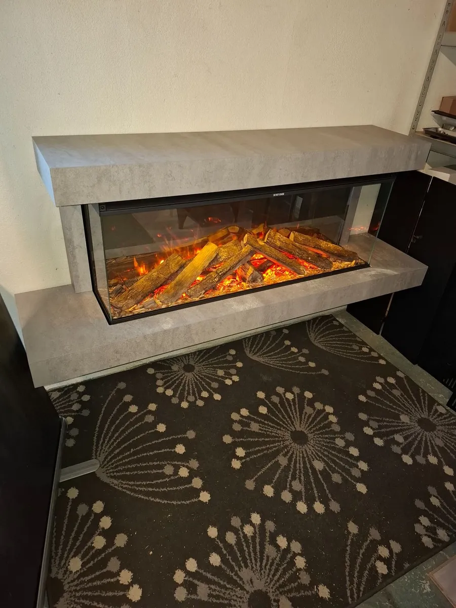 Electric fires - Image 1