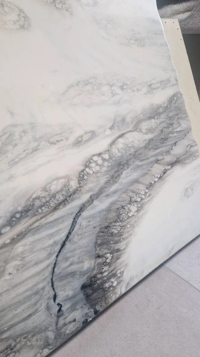 Epoxy countertop - Image 2