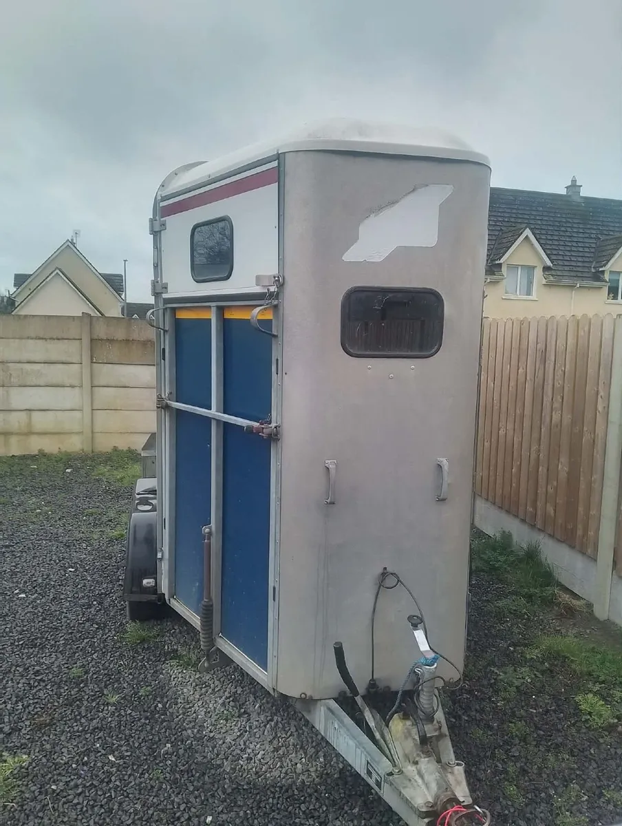Ifor williams horsebox - Image 1