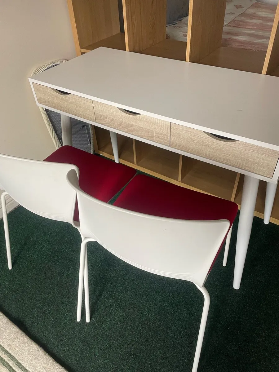 Table/Desk 2 Chairs - Image 2