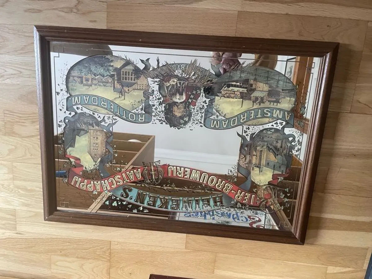 pub mirror - Image 1