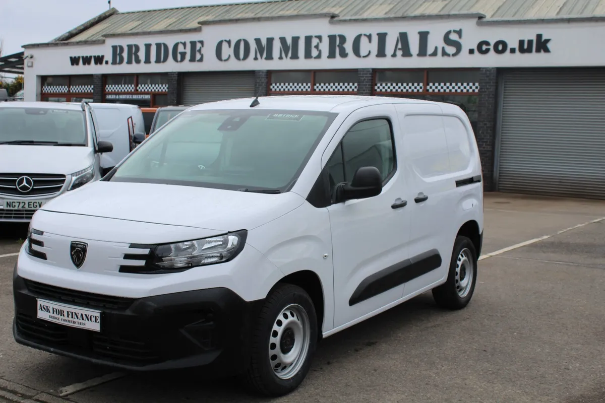 2025 Peugeot Partner Professional - Image 1