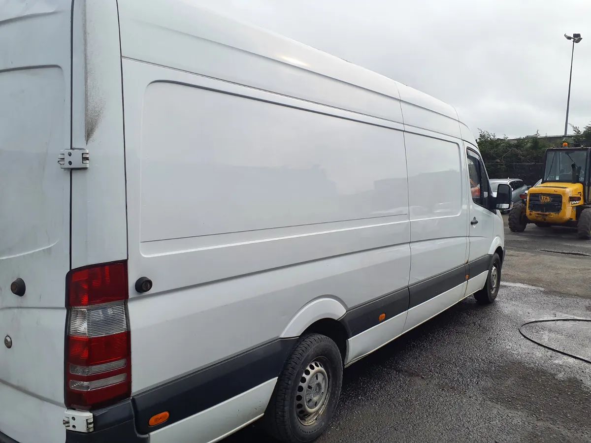 Mercedes Sprinter LWB 2018 - Image 3