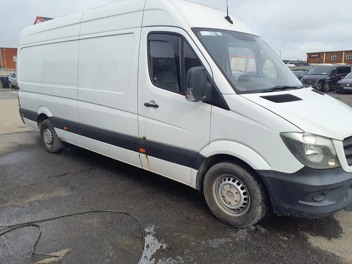 Mercedes Sprinter LWB 2018 - Image 2