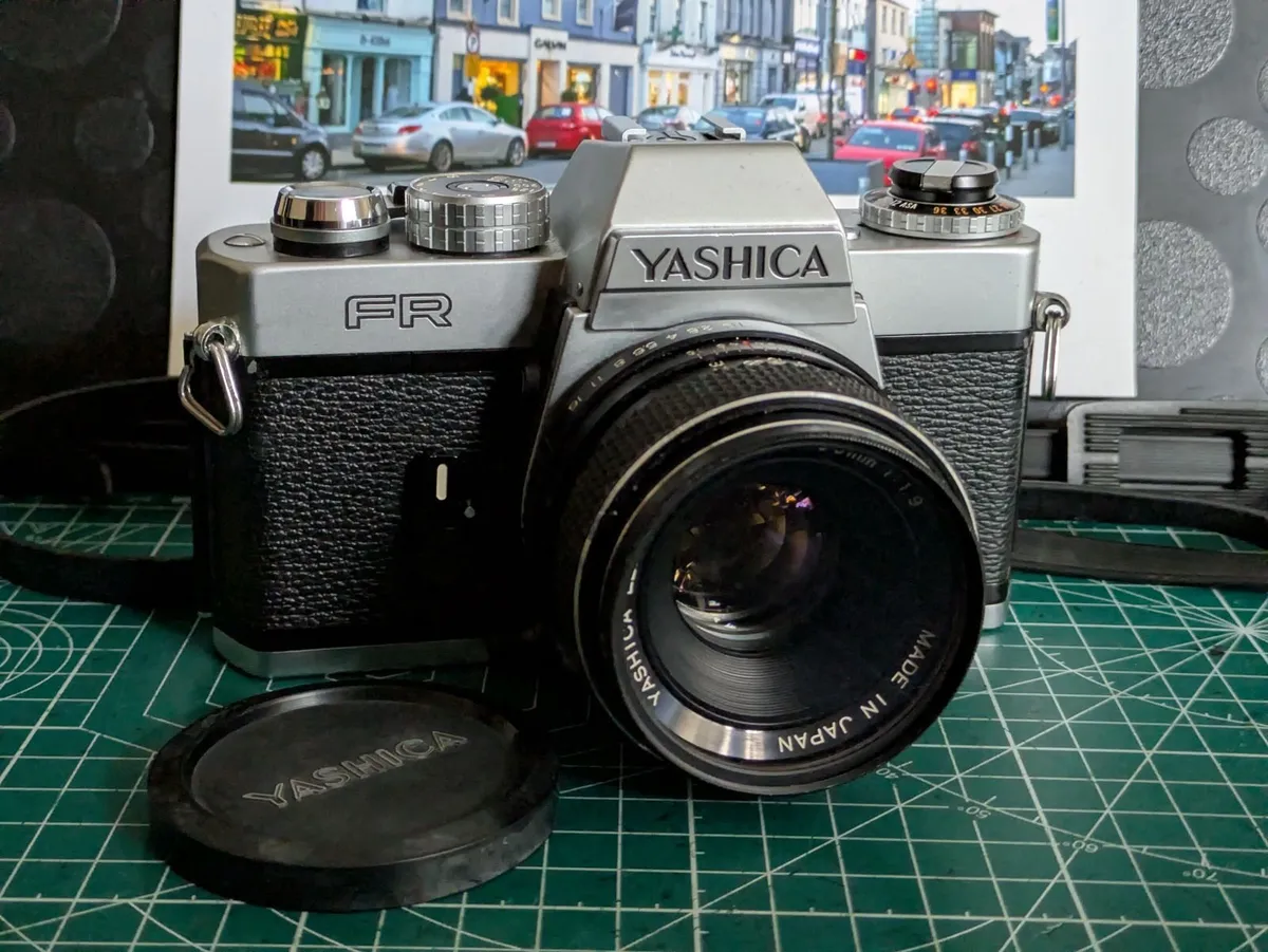 🎞️ Yashica FR + 50/1.9 - Image 1
