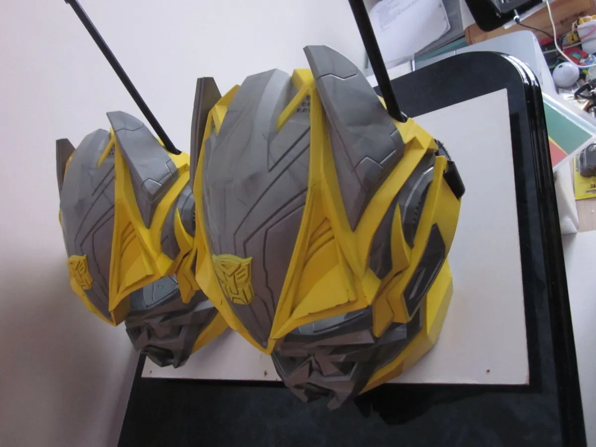 2 Transformers Bumblebee Battle Mask - Image 3