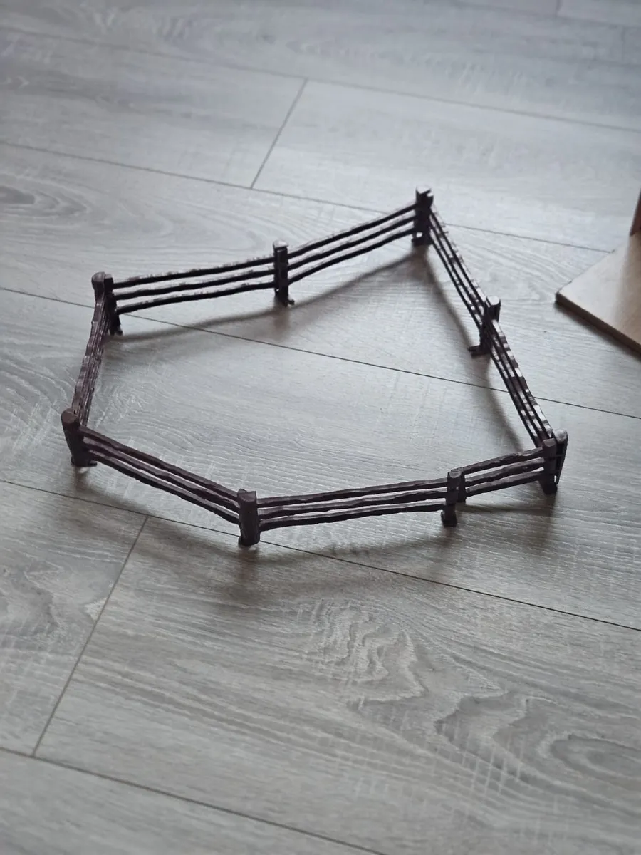 Toy Farm Timber Shed - Image 2