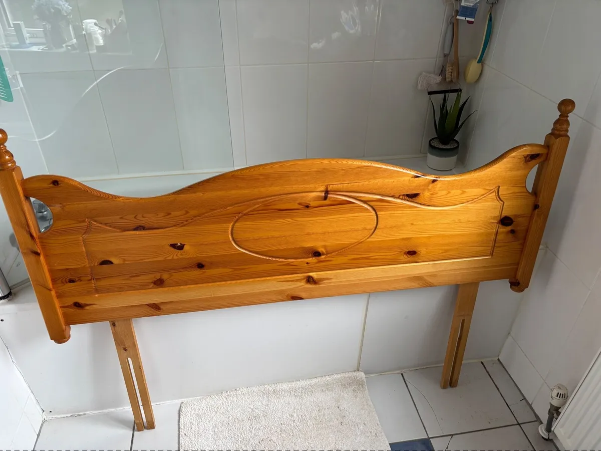 Double bed headboard - Image 1