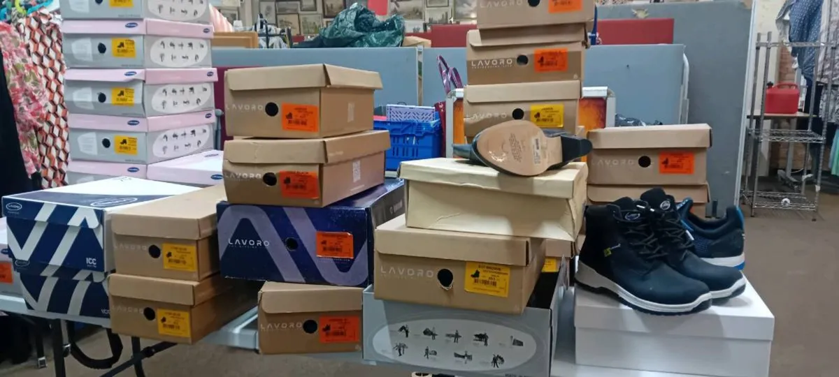 Selection Of Lavoro Ladies and Mens Safety Boots - Image 2