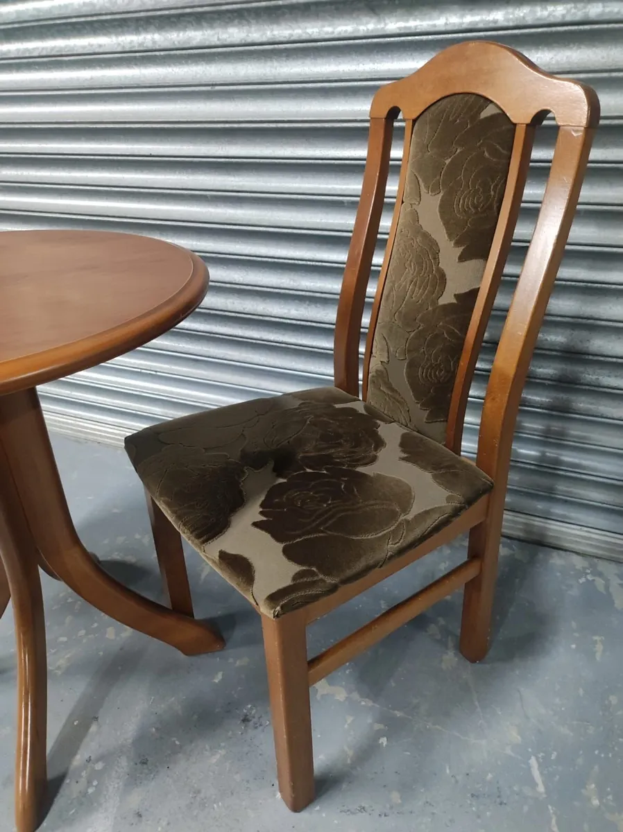 Various armchairs & furniture - Image 3