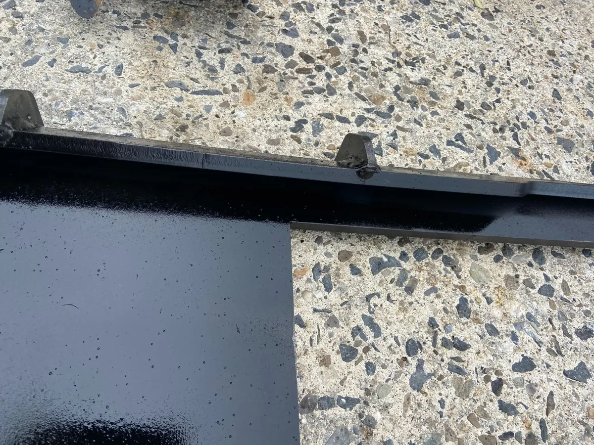 QUICK ATTACH SYSTEM FOR LOADER ,DIGGER . - Image 3