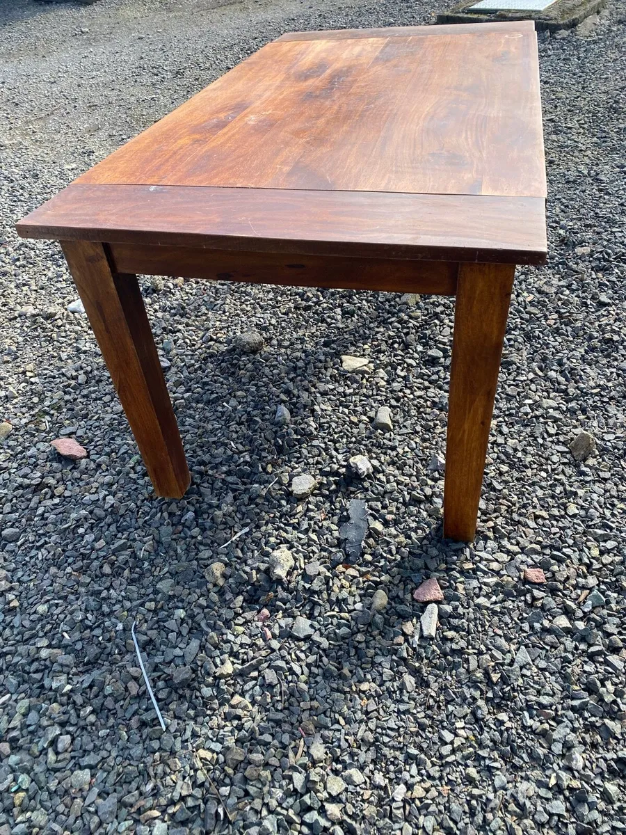 Kitchen table - Image 2