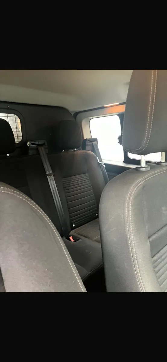 Ford Transit Custom 2019 - Image 2