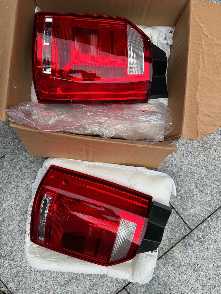 VW T6  Rear lights Pair - OEM - Image 2