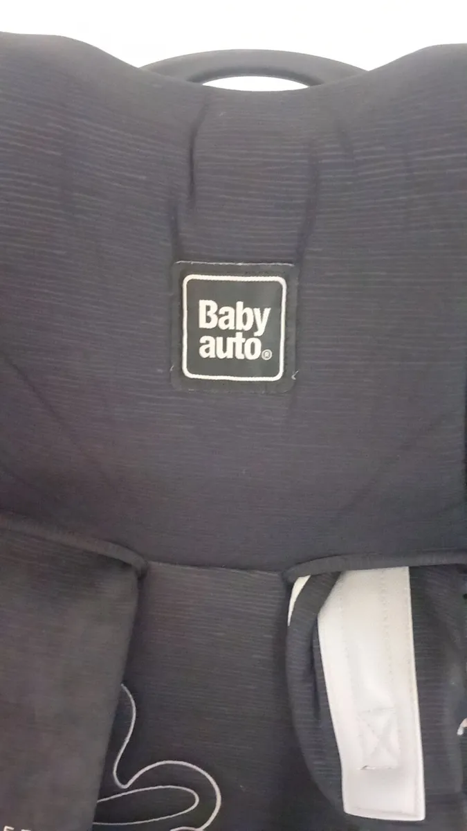 Child car seat - Image 2