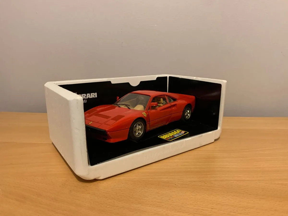 1984 Ferrari GTO 1/18 Burago Model Car - Image 3
