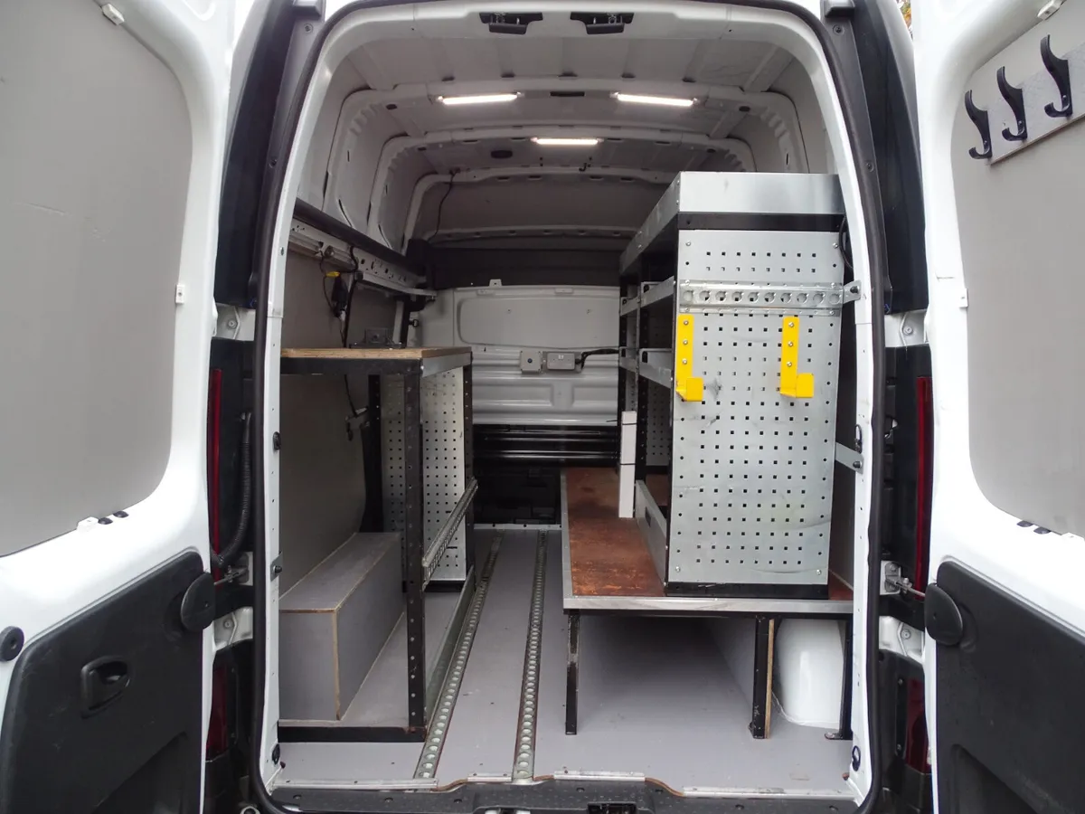 2021 Renault Trafic High Roof Panel Van - Image 2