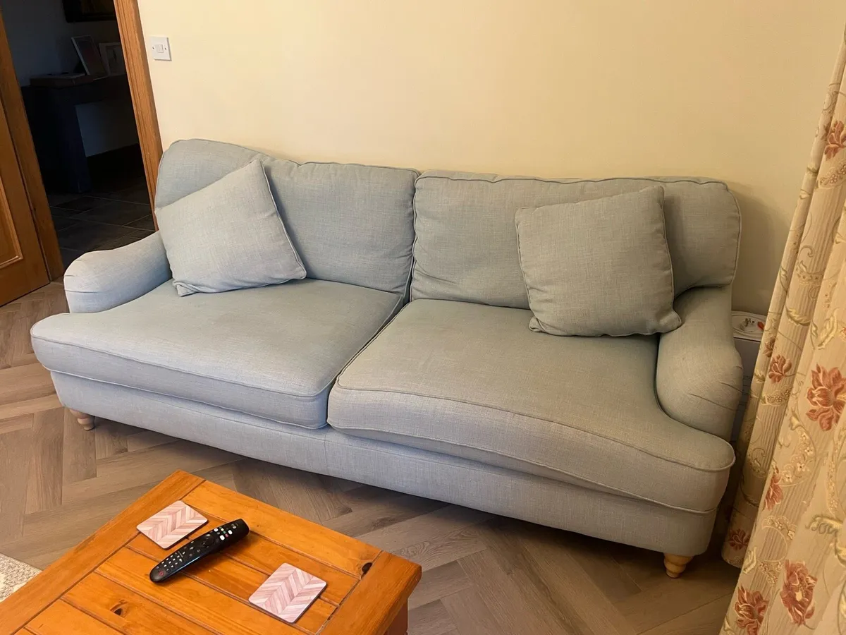 Teal green couch - Image 3