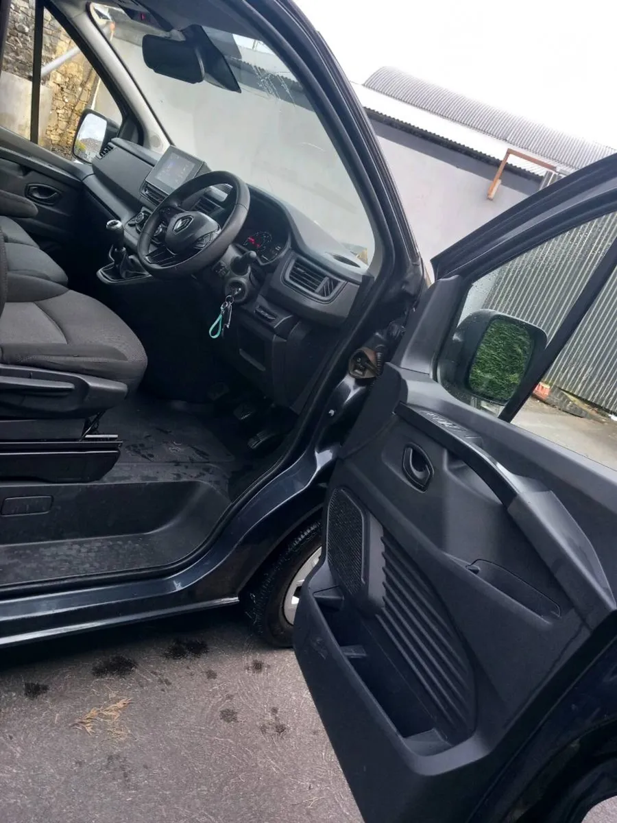 ☆☆2022 Renault Trafic LWB NO VAT☆☆ - Image 3