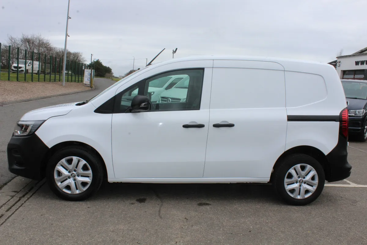 2024 Renault Kangoo ML19 Advance - Image 3