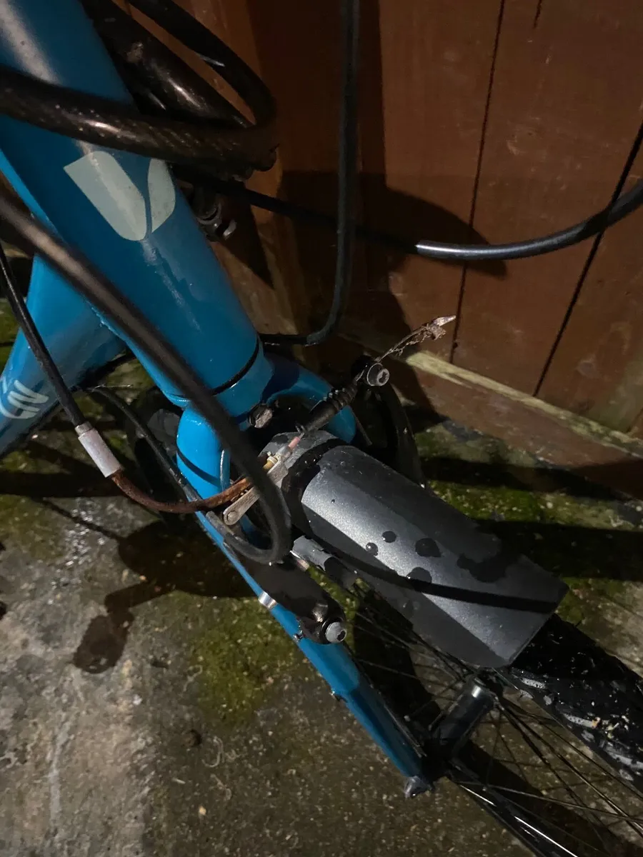 Giant liv bike - Image 4