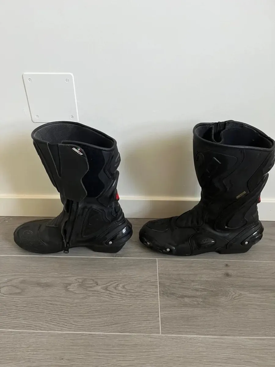 Sidi Performance Gore Tex Boots - Used Twice - Image 2