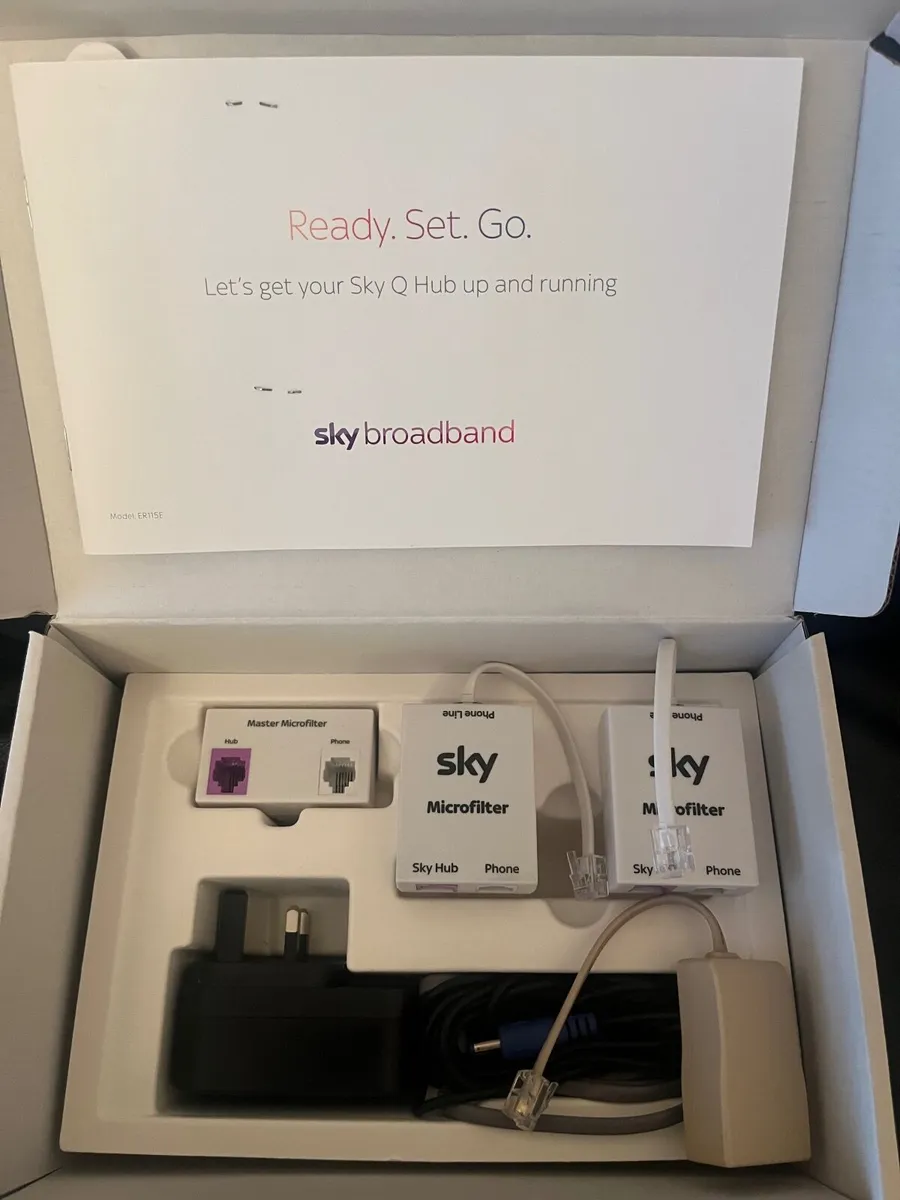 Sky Q Internet Hub (Black) - Image 2