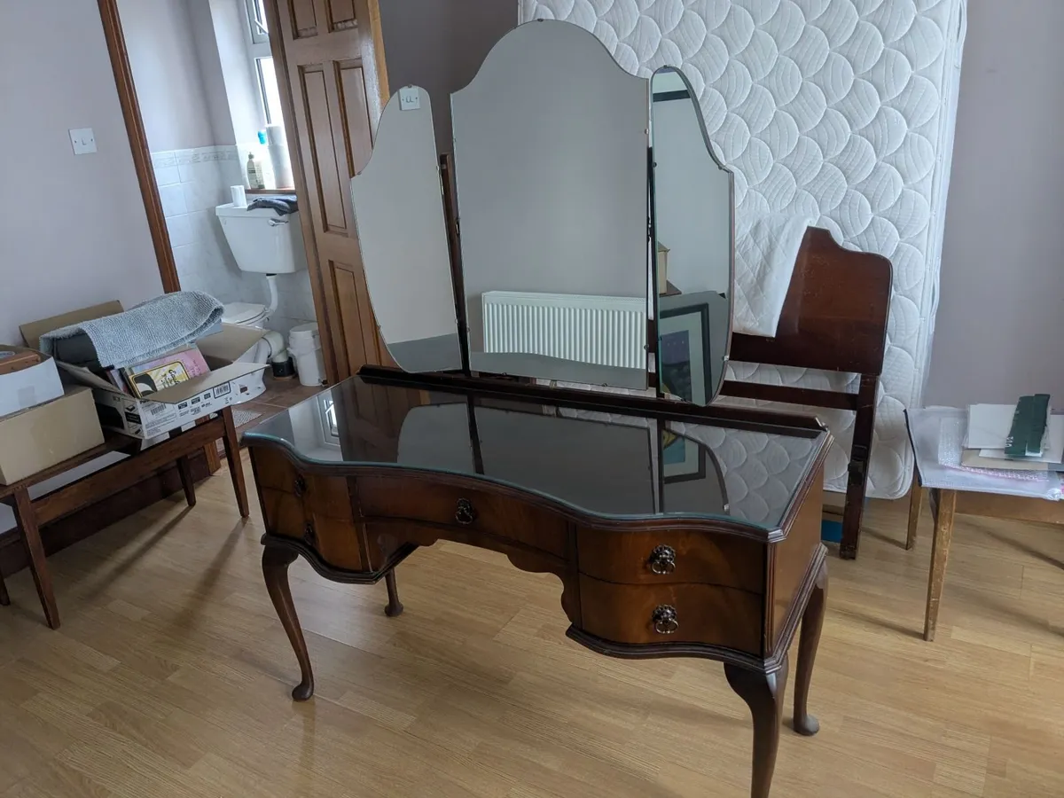 Dressing Table - Image 2