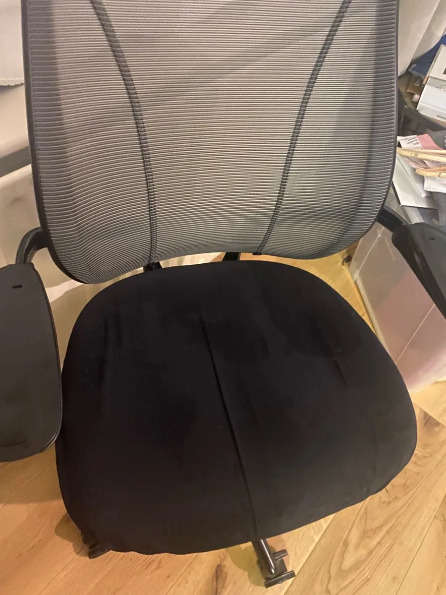 Office Chair - Image 2