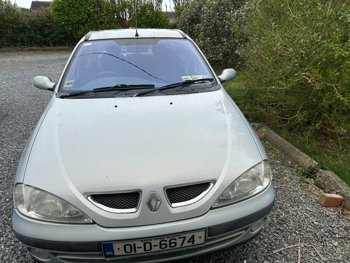 Renault classic low miles. - Image 1