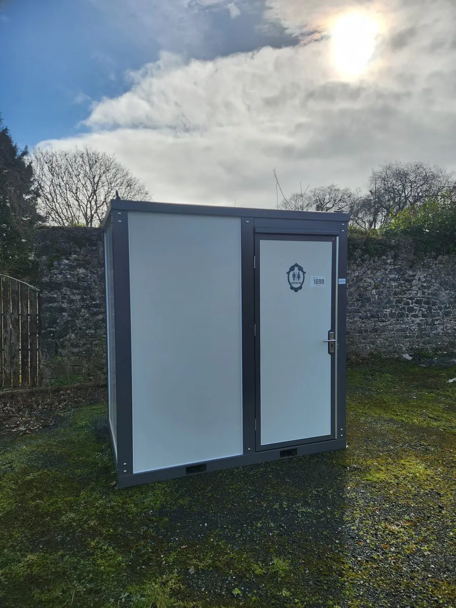 Mobile  Toilet and Shower  Unit - Image 4