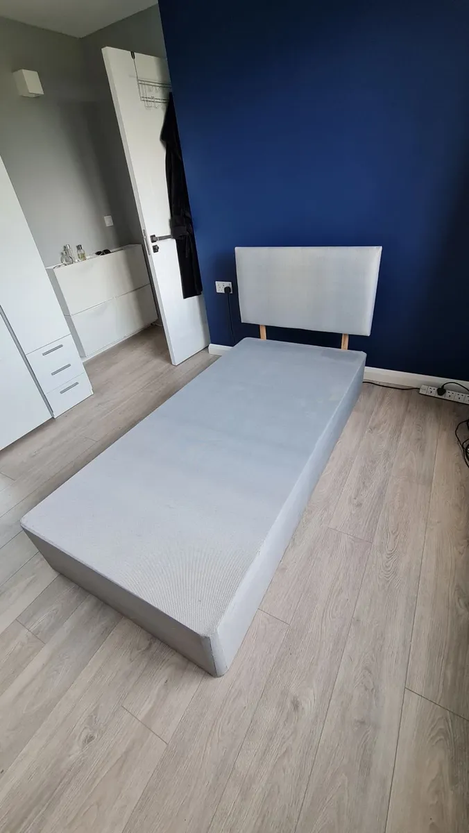 Single bed base with headboard - Image 1