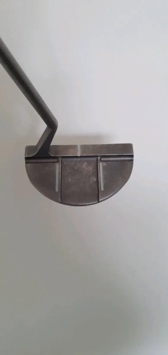 Nike unitized mako putter. - Image 3