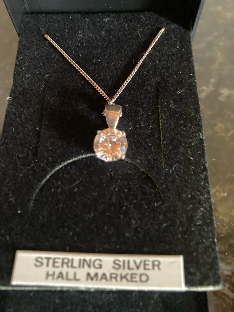 Sterling Silver chain with pendant - Image 1