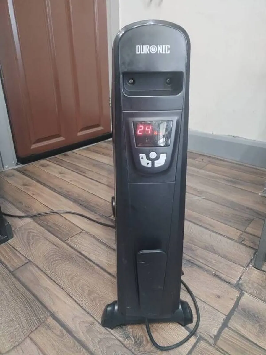 Duronic 2500W Digital Mica Heater. COLLECTION TODAY - Image 2