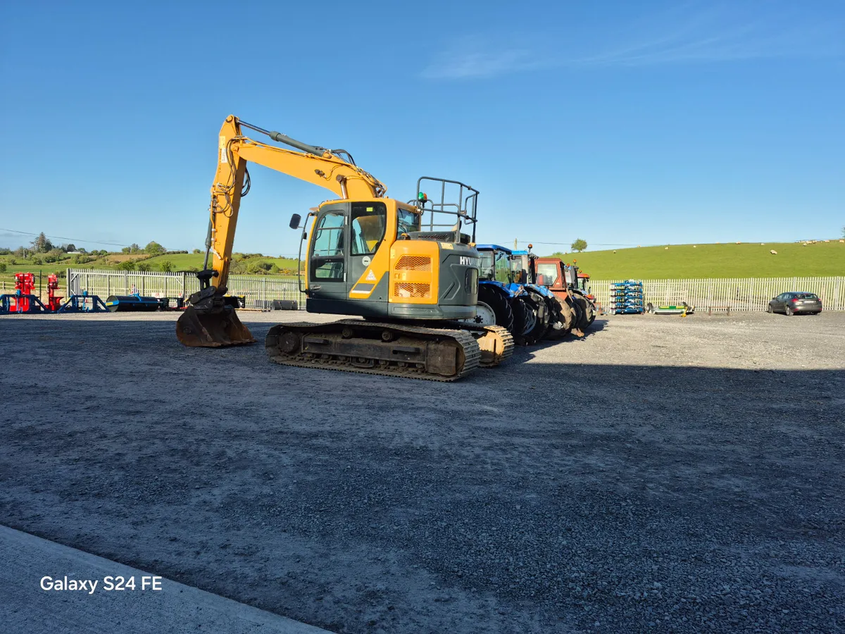 Hyundi HX145LCR - Image 1