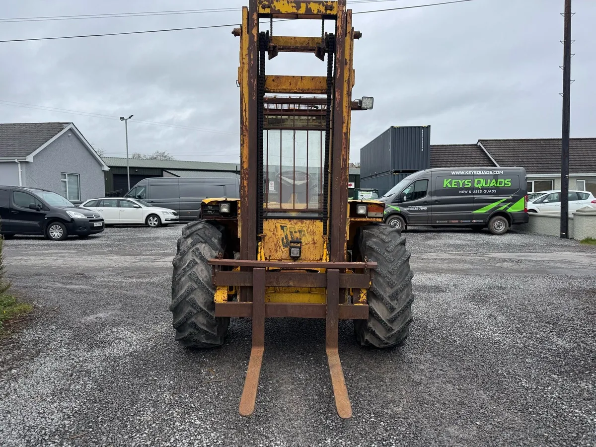 JCB 926 rough terrain forklift - Image 2