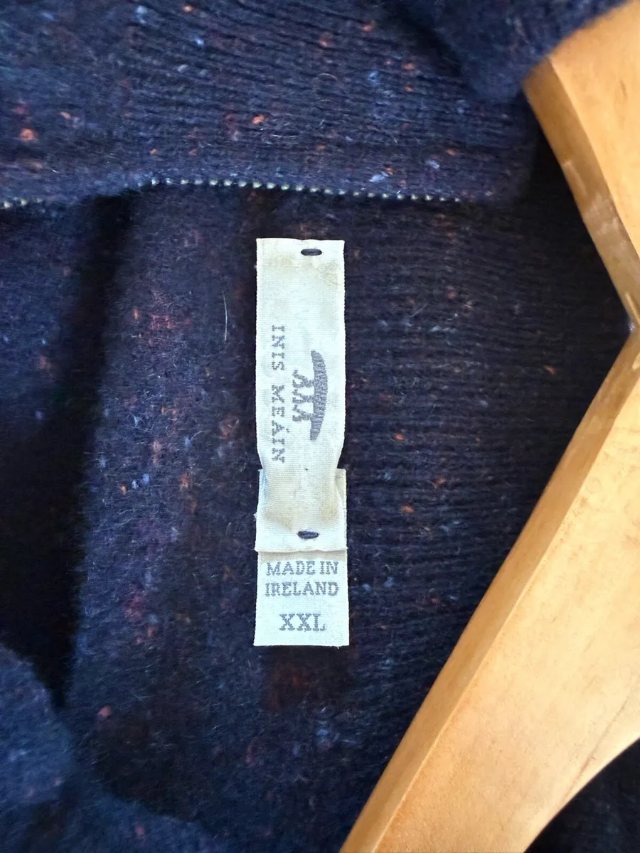 Men’s Inis Meain Sweater - Image 2