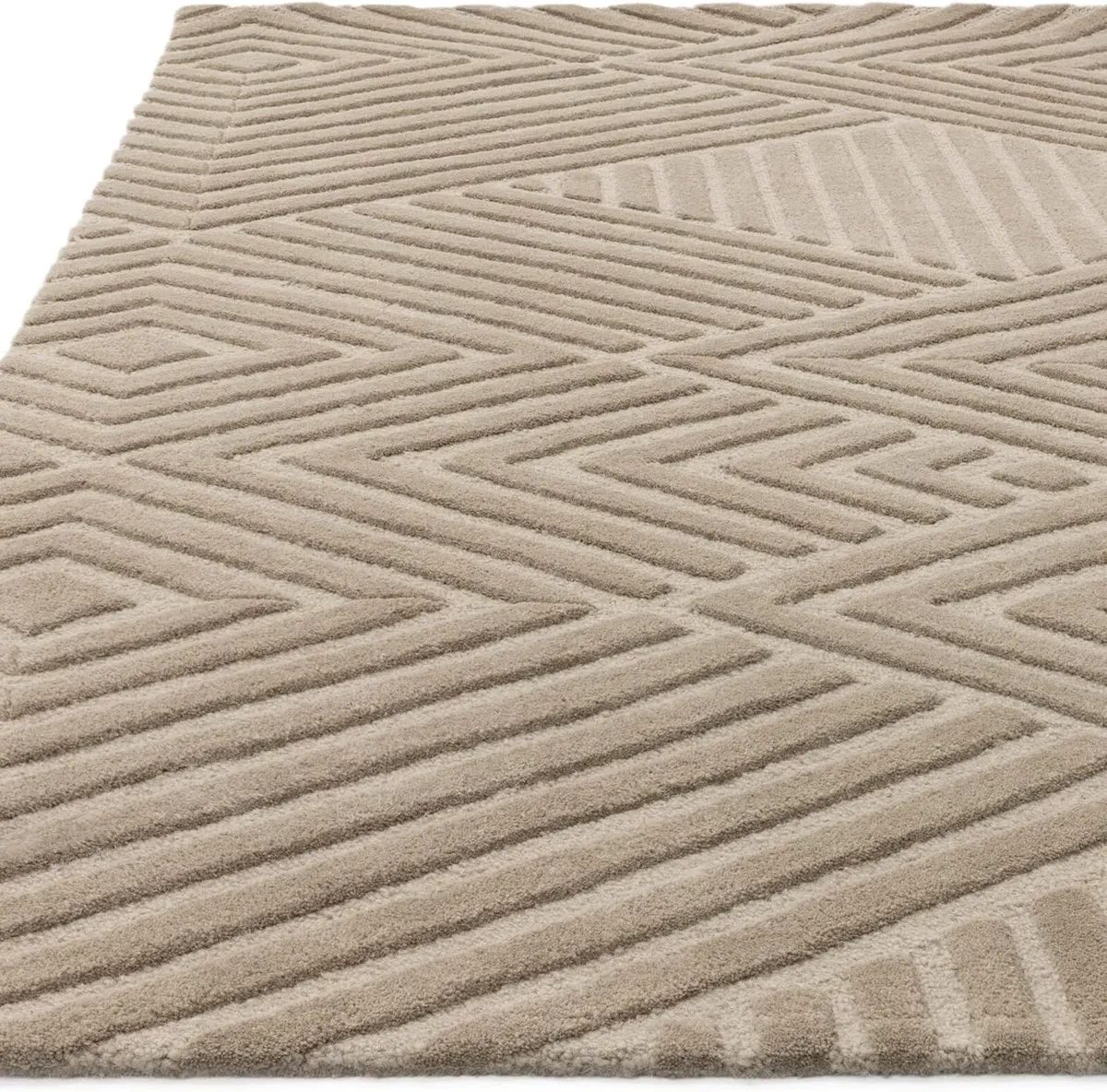 Elara Hand Made Wool Rug for Bedroom Dining - Image 4