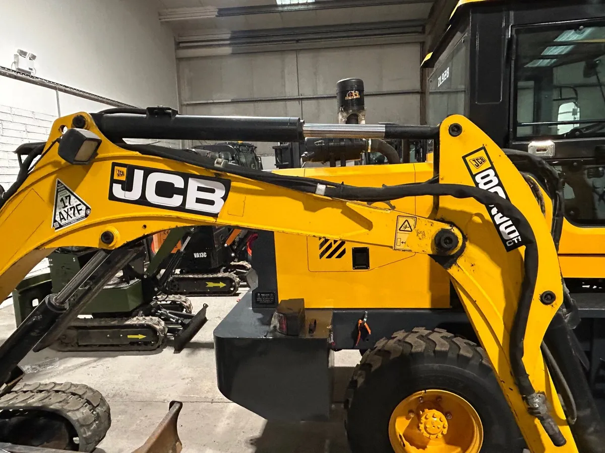 JCB Excavator - Image 1