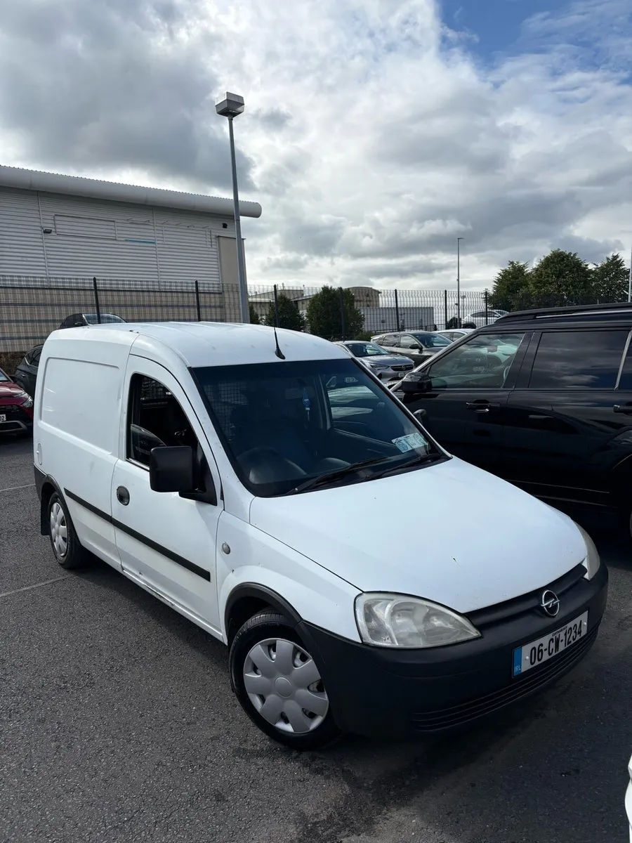 2006 opel combo taxed and tested - Image 3