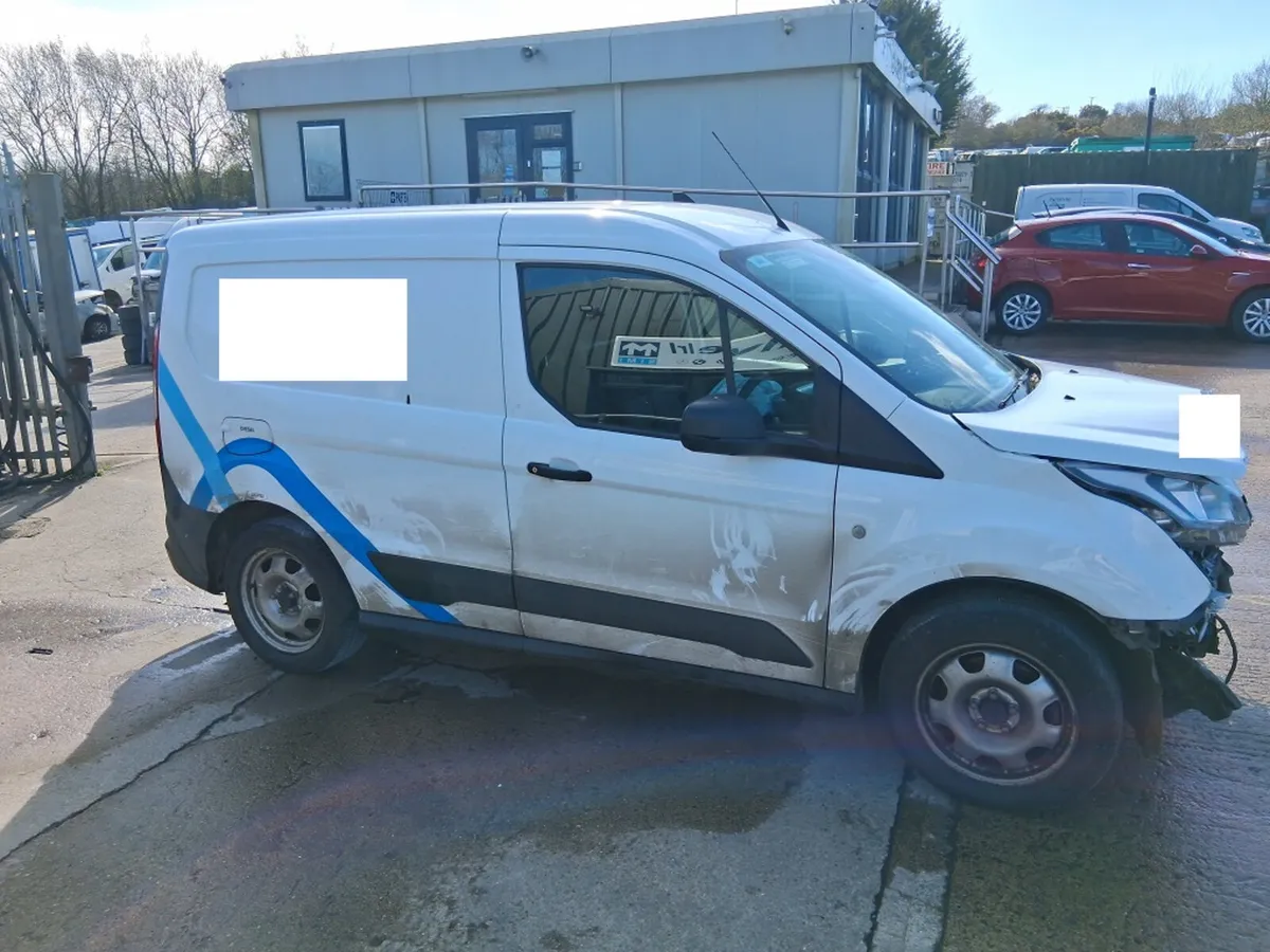 2023 FORD TRANSIT CONNECT 1.5 DSL (for parts only) - Image 4