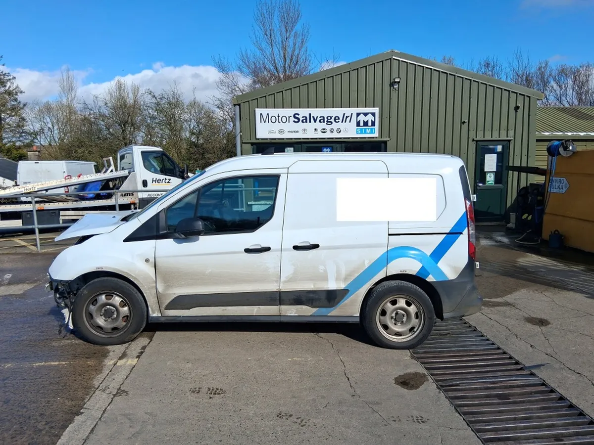 2023 FORD TRANSIT CONNECT 1.5 DSL (for parts only) - Image 1