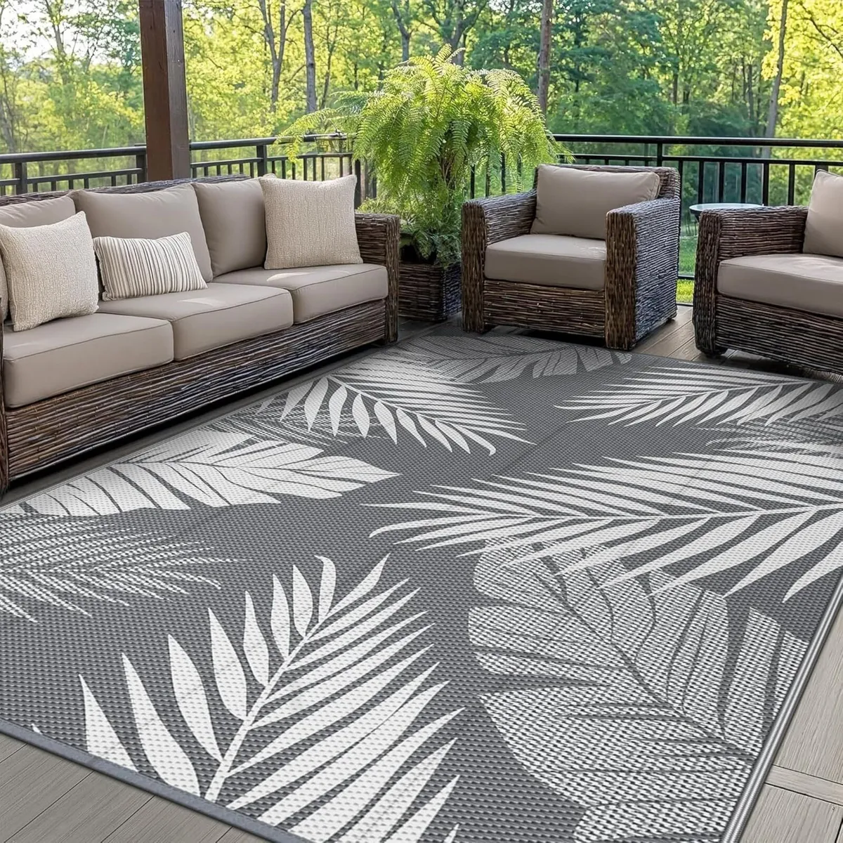 Outdoor Rug 275x365 cm – Extra Large Waterproof - Image 1
