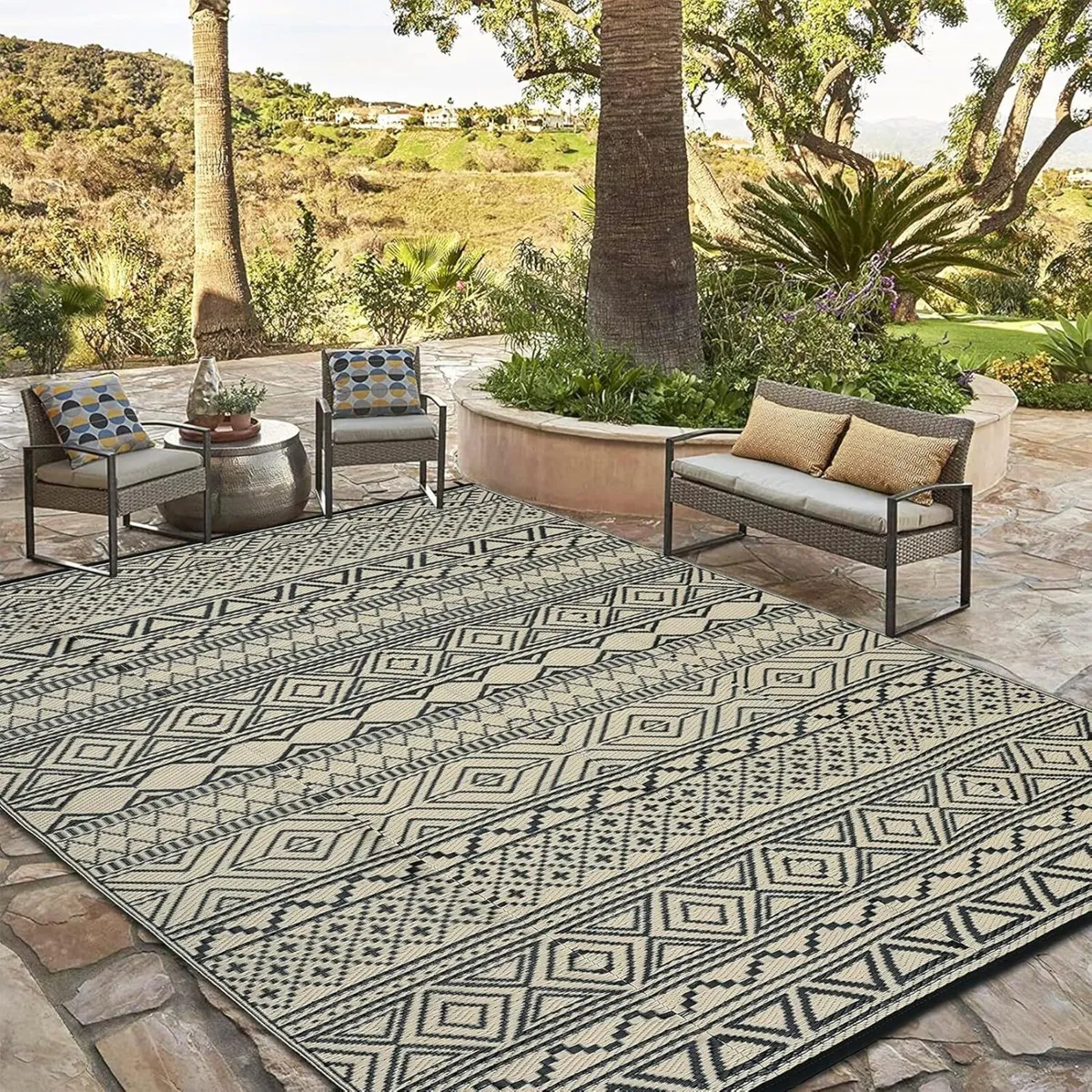 Outdoor Patio Rug Waterproof 270 x 360 cm - Image 1